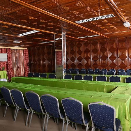 Hotel Mansel Yaoundé Esterno foto