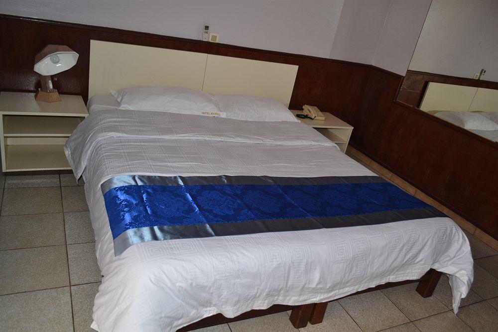 Hotel Mansel Yaoundé Esterno foto