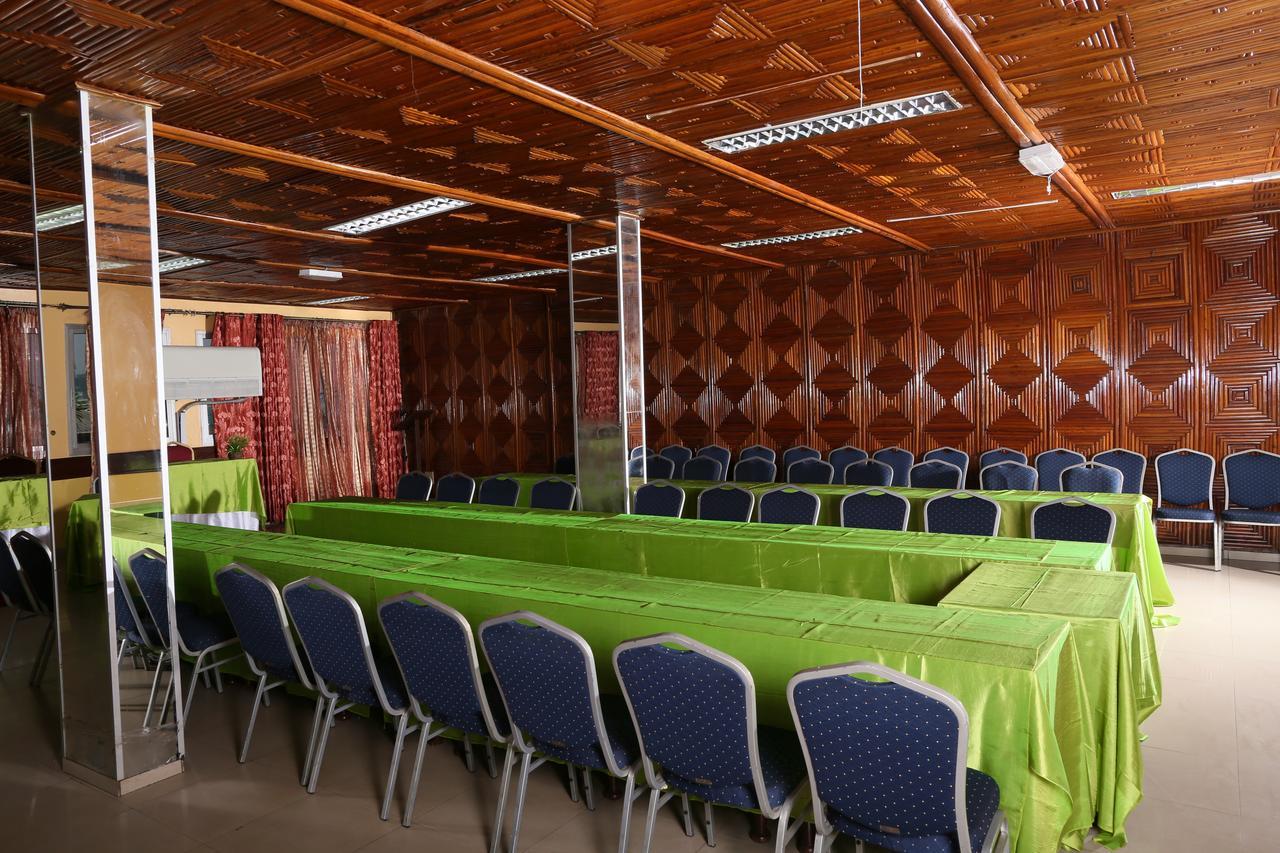 Hotel Mansel Yaoundé Esterno foto