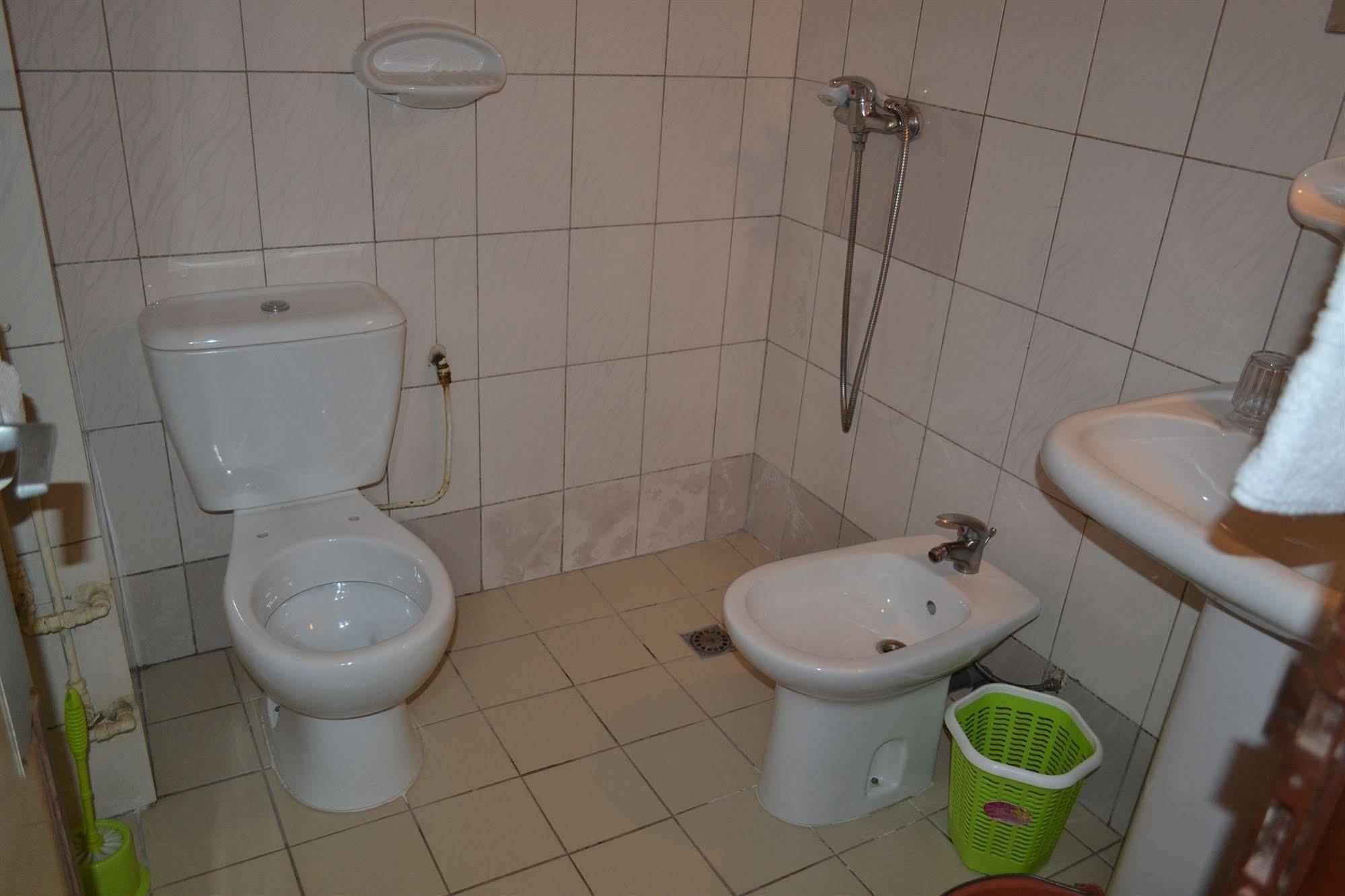 Hotel Mansel Yaoundé Esterno foto
